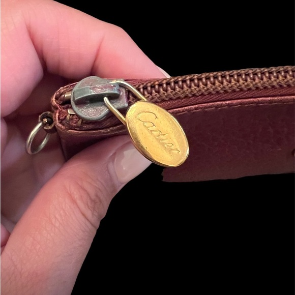 Cartier Must Line Burgundy Leather Coin Purse with Gold Hardware - Picture 4 of 10